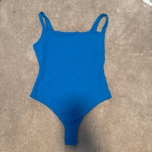 SKIMS fits everybody square neck bodysuit